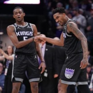 开云注册入口-肯塔基双子星合砍70分！这场胜利国王等了17年